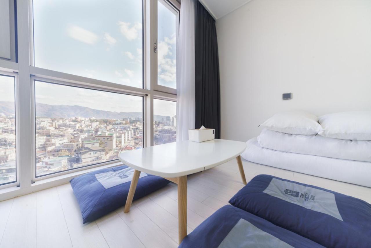 The Venezia Suite Hotel Chuncheon Exterior photo